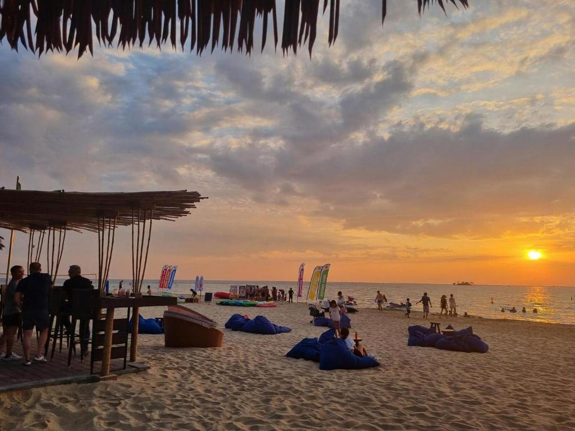 Solea Hotel Grandworld Phu Quoc Bagian luar foto