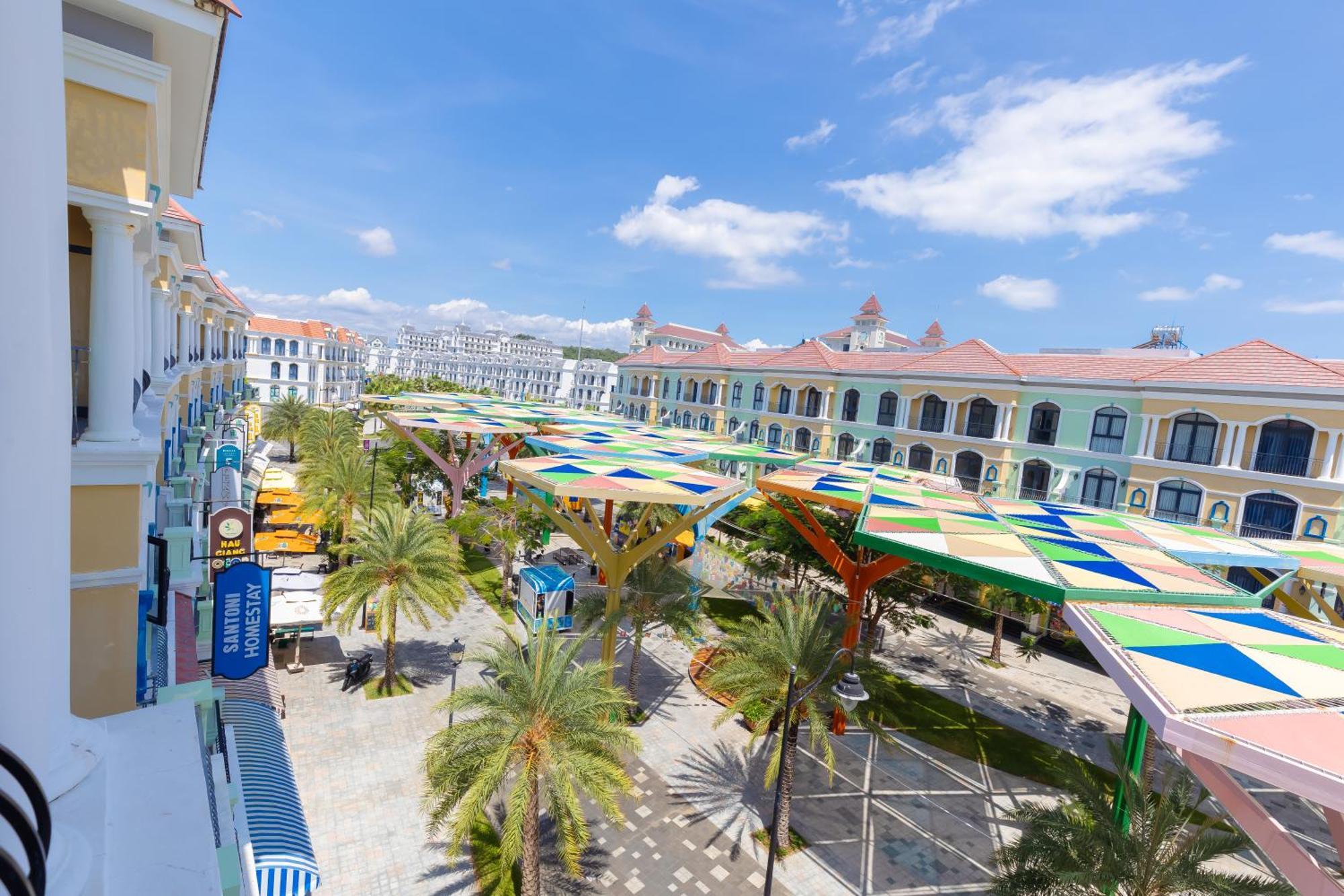 Solea Hotel Grandworld Phu Quoc Bagian luar foto